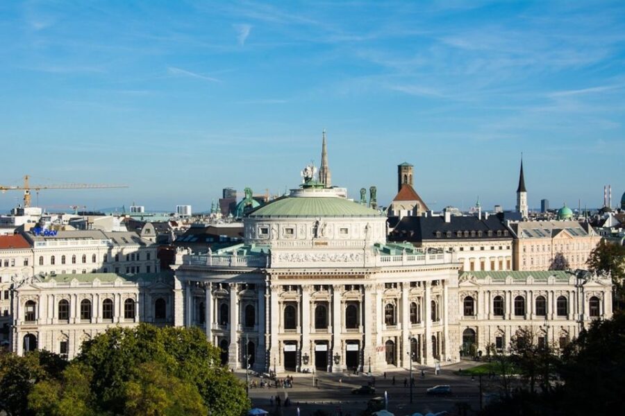 Vienna: Walking Tour of the Historic Ringstrasse - Overview of the Walking Tour