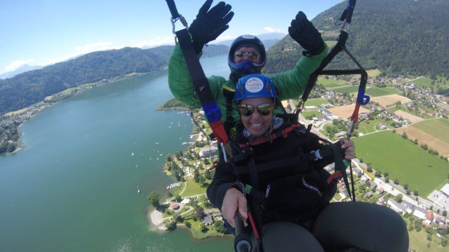 villach-ossiachersee-paragliding-action-tandem-flight-paragliding-tandem-flight-experience