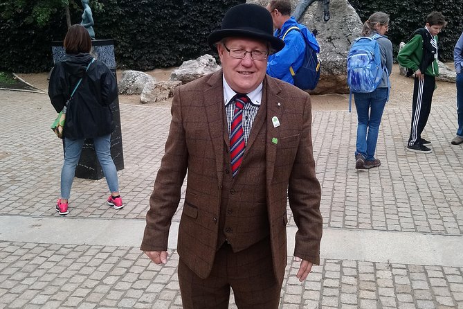 Walking Tour in Merrion Square Park With a Pint of Guinness Dublin Rogues Tour