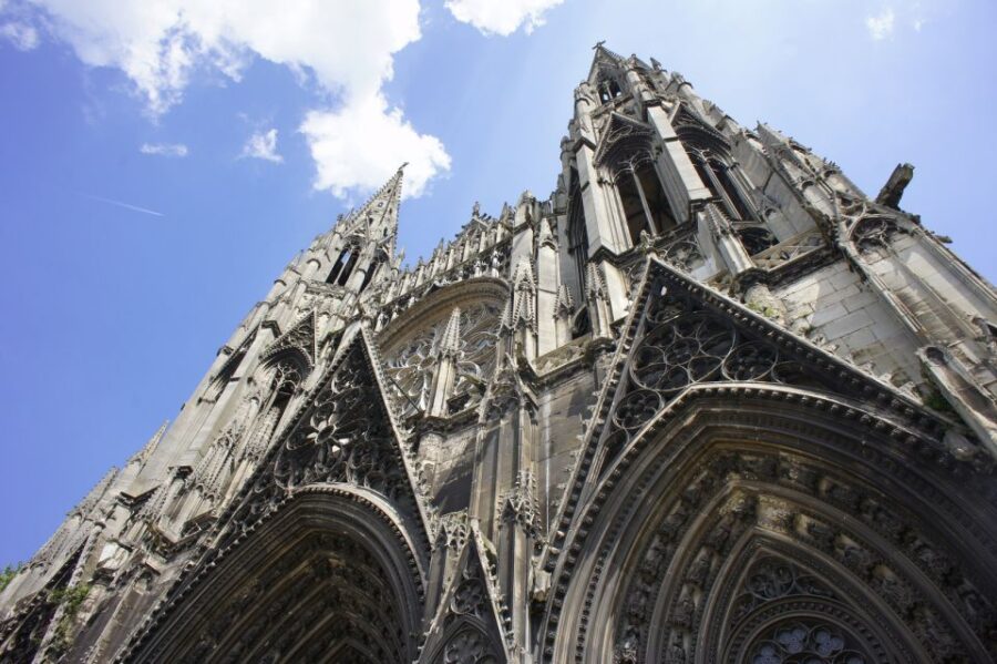 Welcome to Rouen: Private Walking Tour With a Local - Meeting and Pick-up