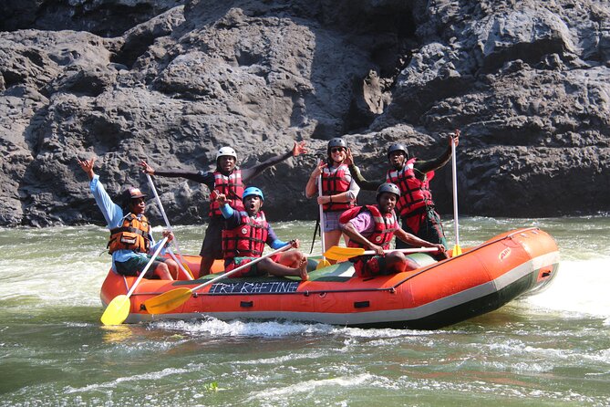 whitewater-rafting-adventure-on-the-zambezi-river-victoria-falls-zimbabwe-adrenaline-fueled-whitewater-adventure