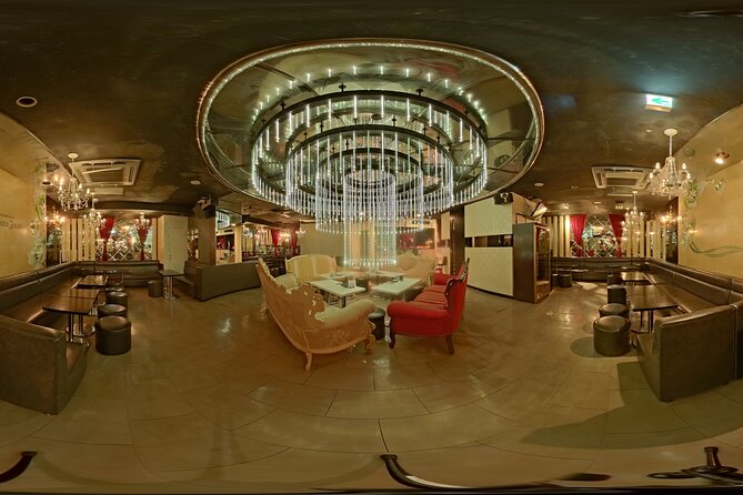 Wine Experience at a Host Club - Overview of the Experience