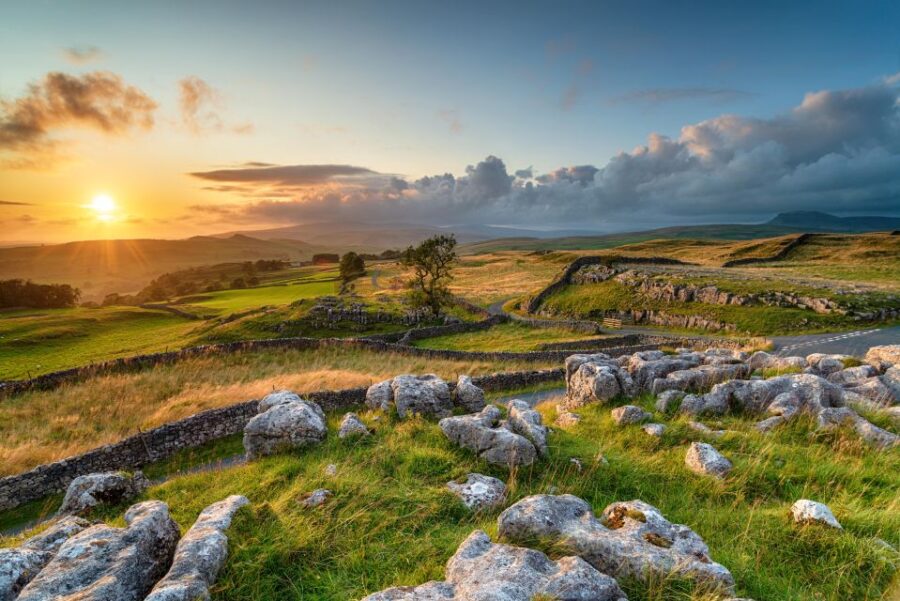 Yorkshire: Tour Gear in a Box - Tour Details