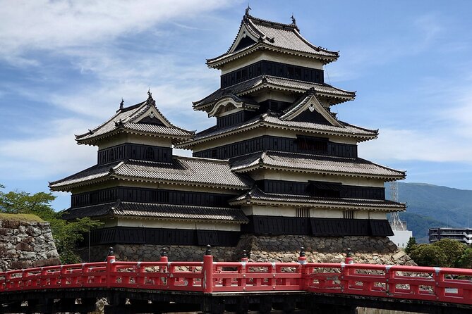 1 Day Tour From Nagano to Matsumoto Castle and Narai-Juku - Meeting and Pickup
