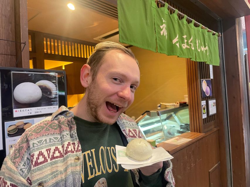 2 Hours Sweets and Palm Reading Tour in Asakusa - Sweets Tasting