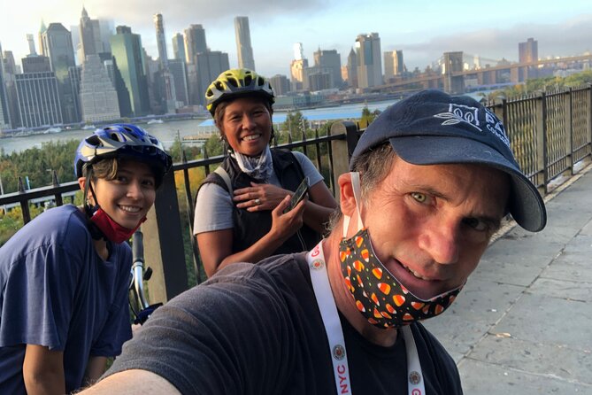 Brooklyn Bridge Waterfront Guided Bike Tour - Exploring the Waterfront