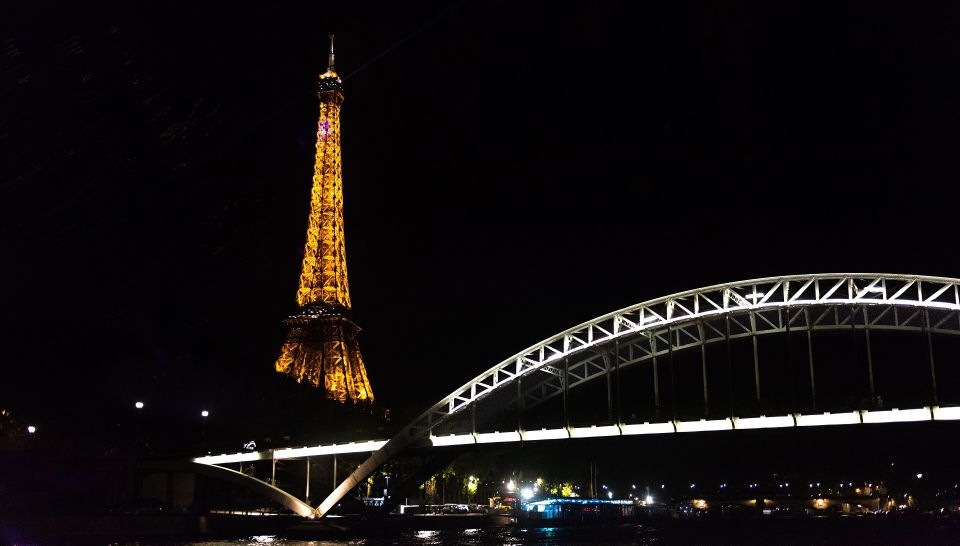 From Paris: Dinner Cruise on The Magical River Seine - Cruise Route and Sights