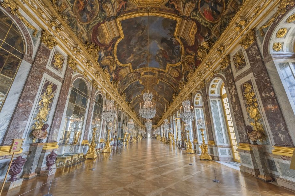 From Paris: Versailles Palace Guided Tour With Bus Transfers - Itinerary