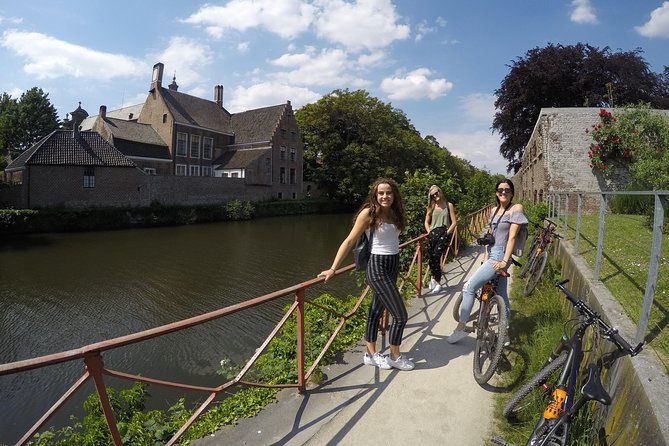 Ghent Bike Tour Off-the-beaten-track - Discovering Cultural Hubs