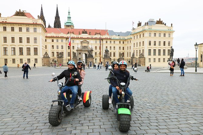 Live-Guided ️Trike-Harley️ Viewpoints Tour of Prague - Meeting and Pickup Details