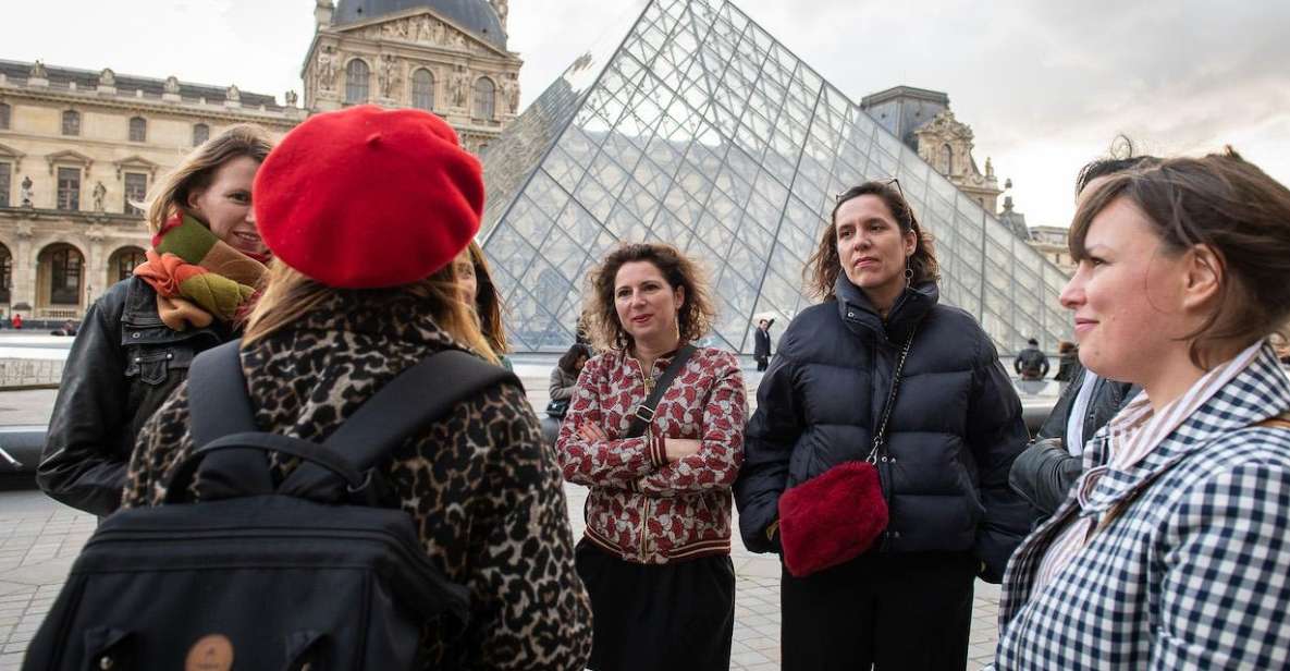 Paris : Late Night Louvre Tiny Group Tour - Iconic Artworks