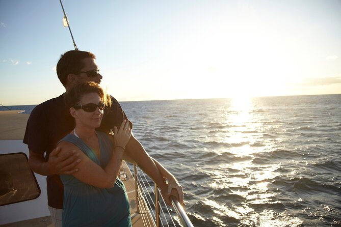 Sunset Sail Experience at Kona From Honokohau - Kona Coastline and Marine Life
