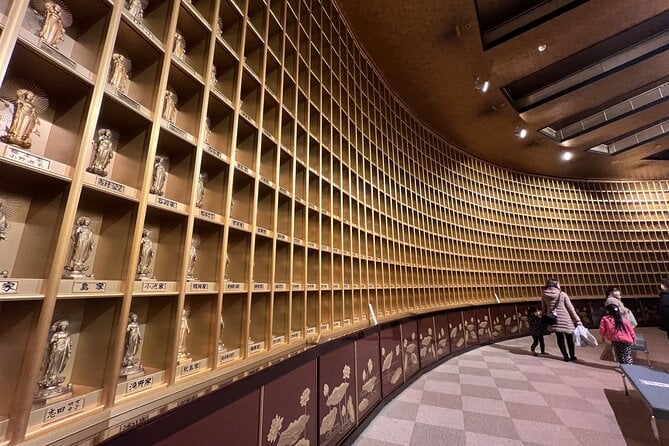 The Tallest Great Buddha Spot Walking Tour - Location and Duration
