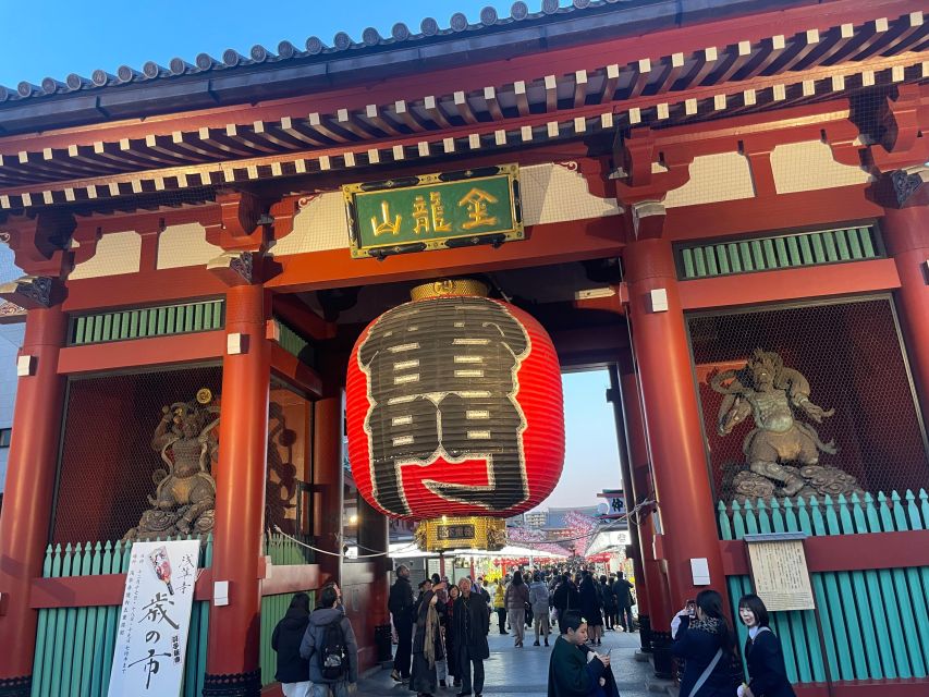 2 Hours Sweets and Palm Reading Tour in Asakusa - Asakusa Exploration
