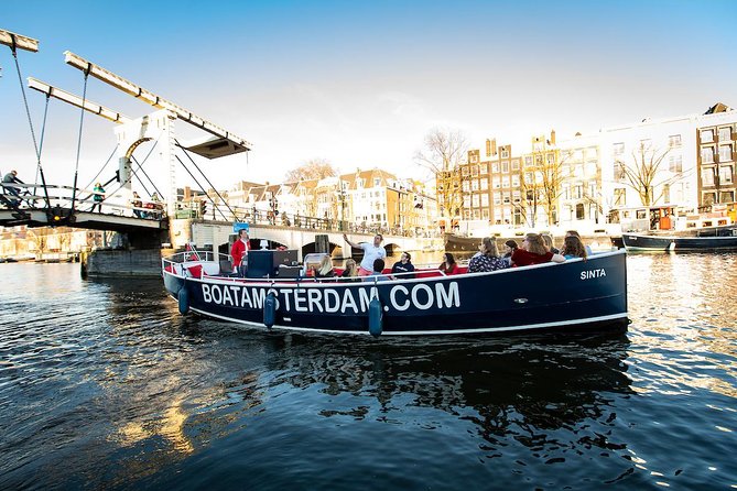 Amazing Open Boat Amsterdam Canal Cruise With Two Drinks Incl. - Sights and Attractions