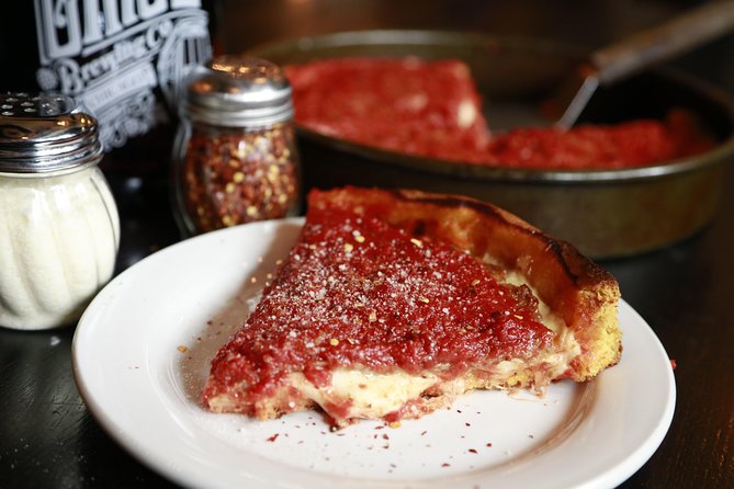 Downtown Chicago Walking Pizza Tour - Exploring Chicagos Culinary History