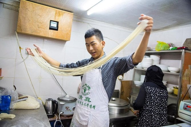 Eat Like a Local: Street Breakfast Tour in Shanghai - Inclusions and Exclusions