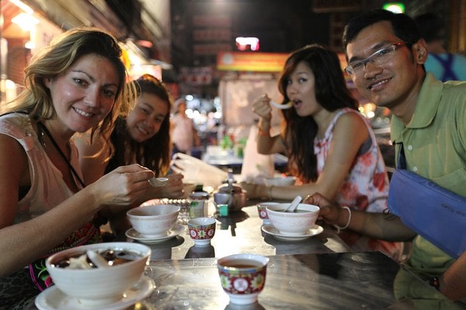 Evening Bangkok Food and Tuk Tuk Adventure - Small-Group Experience