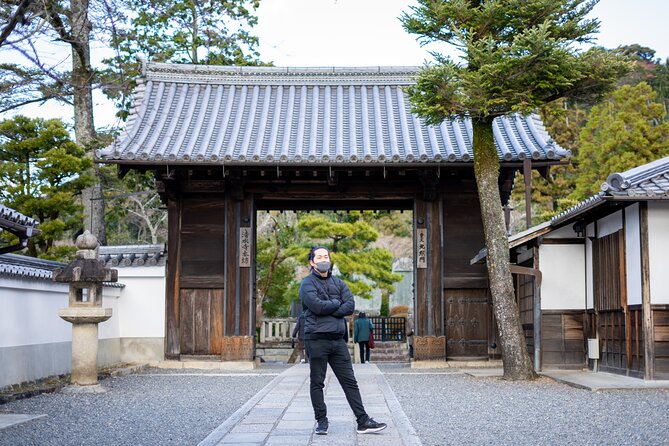 Exclusive Kyoto Essentials Tour With Professional Photography - Accessibility and Transportation