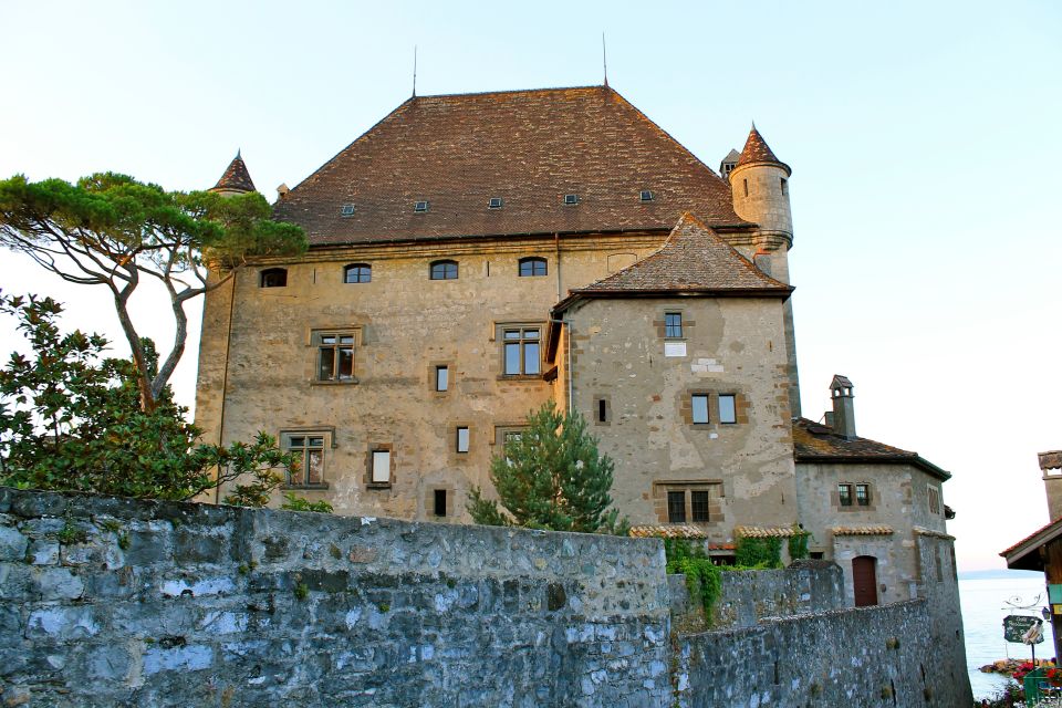 Geneva City Tour and Yvoire Medieval Village - Exploring Yvoire Village