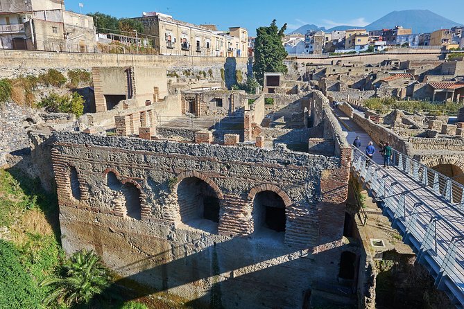 Guided Day Tour of Pompeii and Herculaneum With Light Lunch - Light Italian Lunch