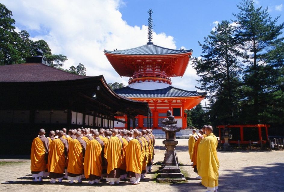 Koyasan: Mt. Koya Guided Private Walking Day Tour - Okunoin: Sacred Site of Pilgrimage