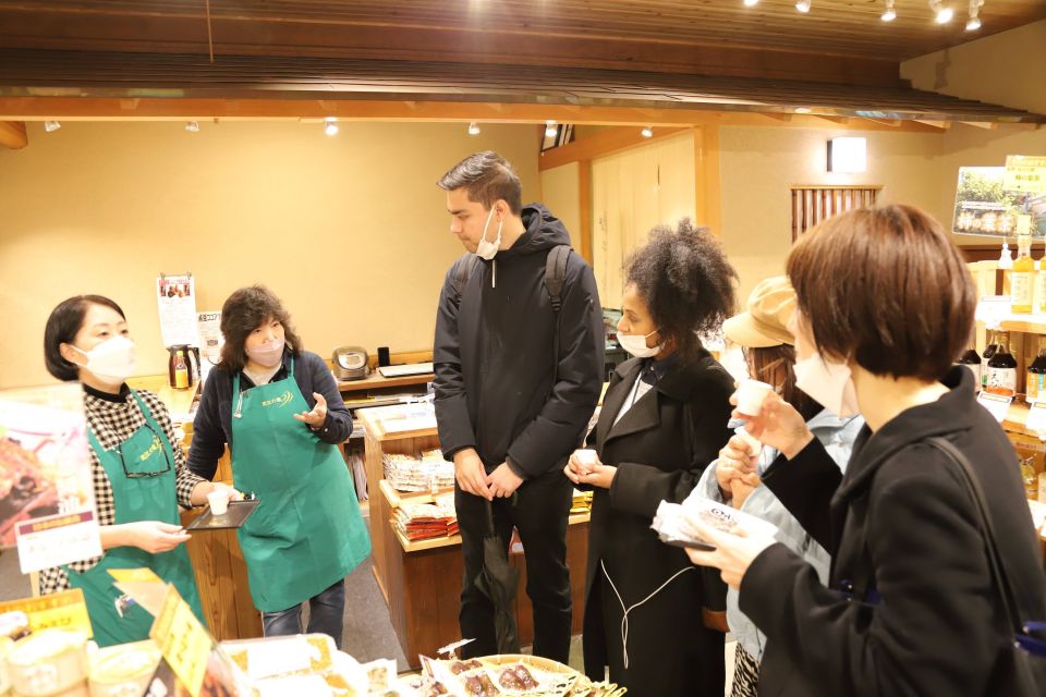 Kyoto: Nishiki Market Food and Culture Walking Tour - Exploring Nishiki Market