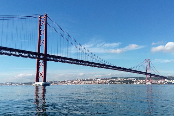 Lisbon Sailing Tour on a Luxury Sailing Yacht With 2 Drinks - Tour Duration and Ending Point