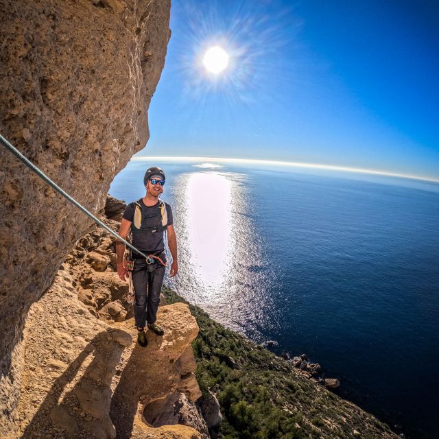 Multi Pitch Climb Session in the Calanques Near Marseille - Whats Included