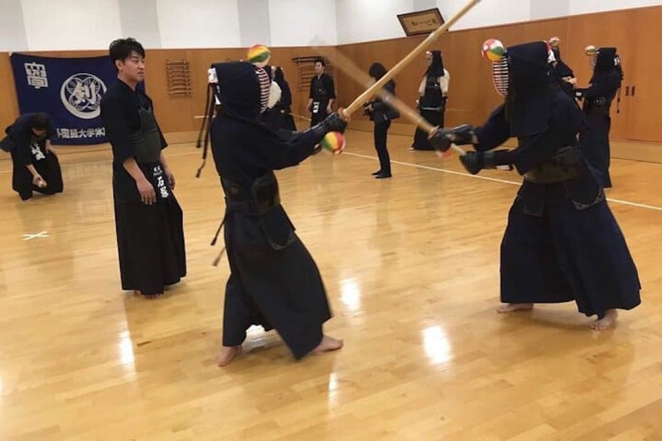 Osaka: Kendo Workshop Experience - Kendo Practice: Unifying Spirits
