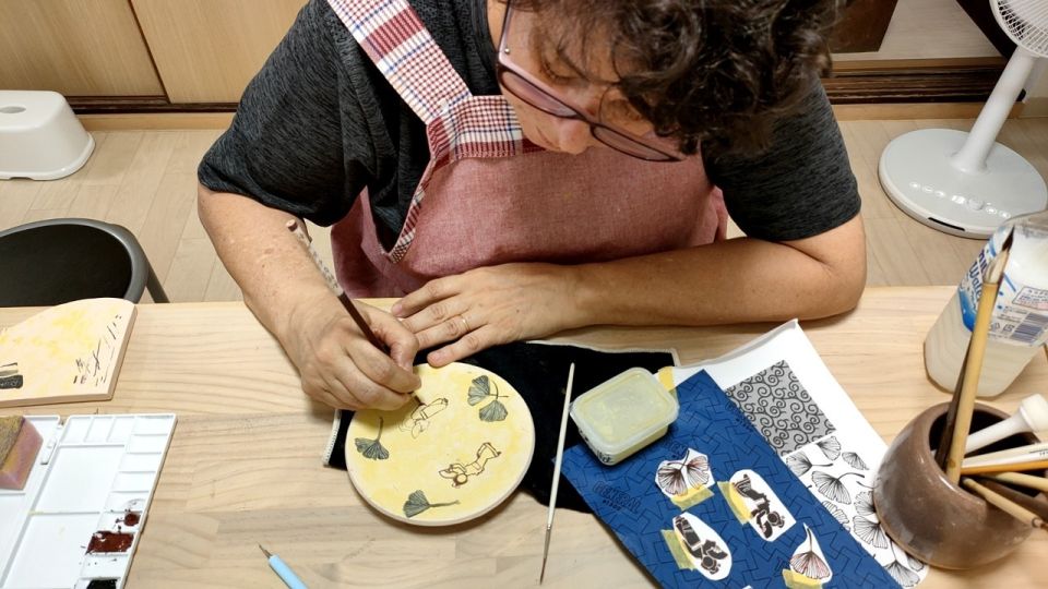 Osaka: Private Ceramic Painting Workshop - Key Highlights