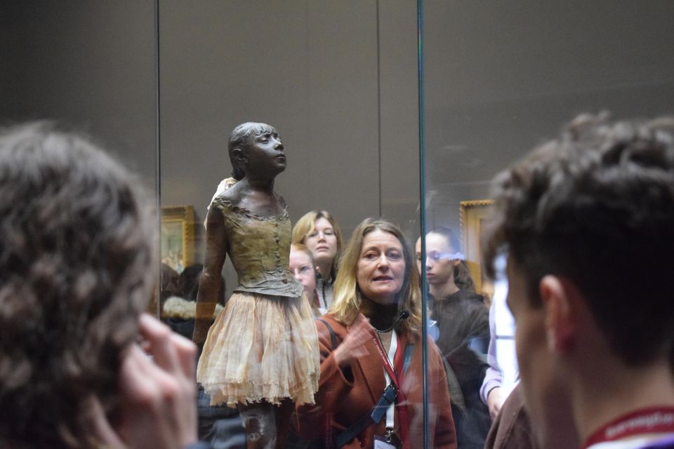 Paris: Best of Orsay Museum Small Group Tour With Tickets - Renoirs Captivating Painting