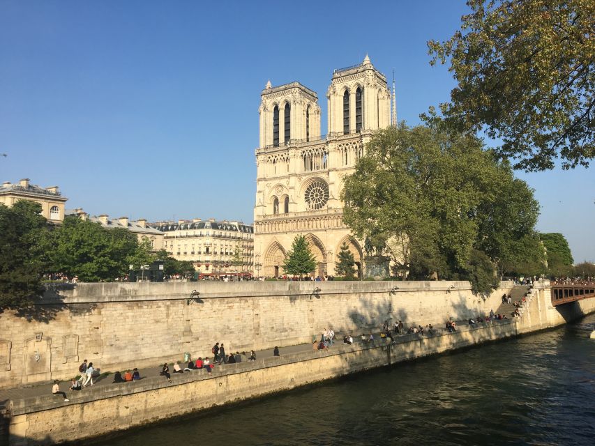 Paris: Explore the Île De La Cité With a Local - Personalized Tour With a Local Guide