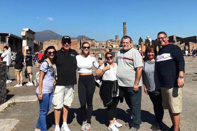 Pompeii Skip-The-Line Small Group Tour With Archaeologist Guide - Meeting and Pickup