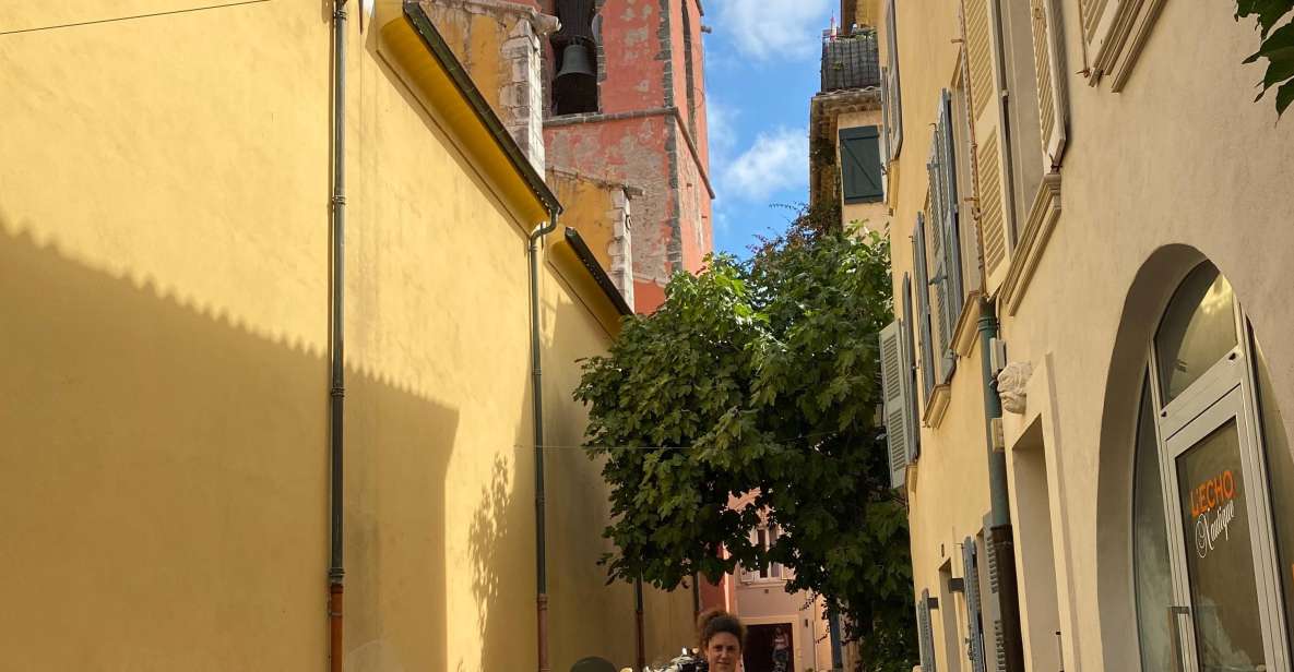 Saint Tropez: Private Walking Tour With a Tropezienne Guide - Highlights of the Tour