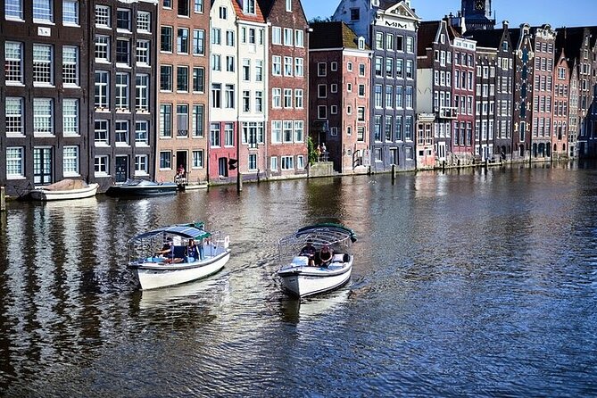 Amsterdam 90-Minute Private Family Canal Cruise - Informative Commentary