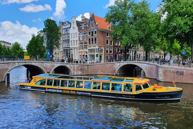 Amsterdam: Cruise Through the Amsterdam UNESCO Canals - Included Amenities and Features