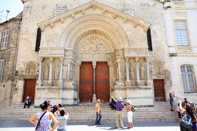 Arles 2-Hour Private Walking Tour - Historic Town Square