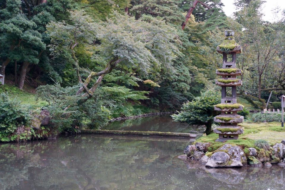 Audio Guide: Kanazawa Castle Park and Kenrokuen Garden - Complementary Guides and Resources