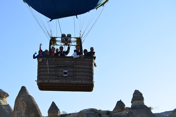 Cappadocia Balloon Ride With Breakfast, Champagne and Transfers - Pickup and Confirmation Details