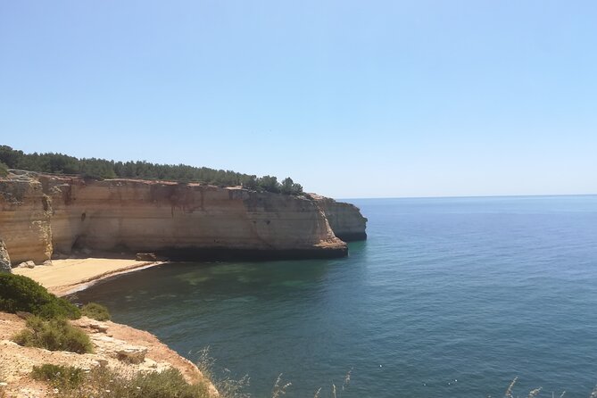 Faro to Benagil Hiking Tour and Marinha Beach - Exploring the Benagil Cave