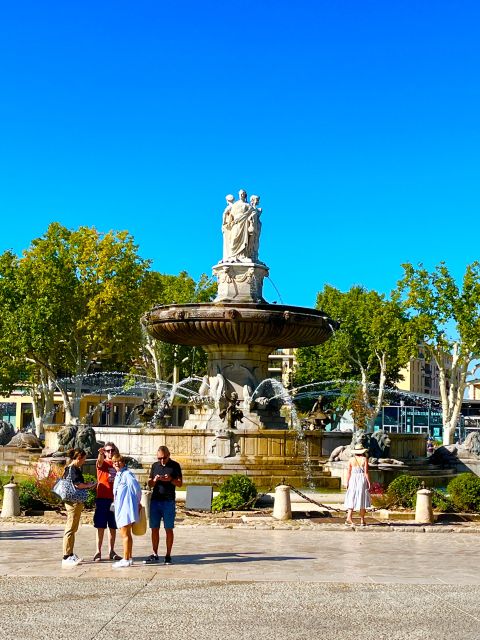 From Avignon: Day Trip to Aix En Provence Market & Luberon - Proven??al Picnic Experience