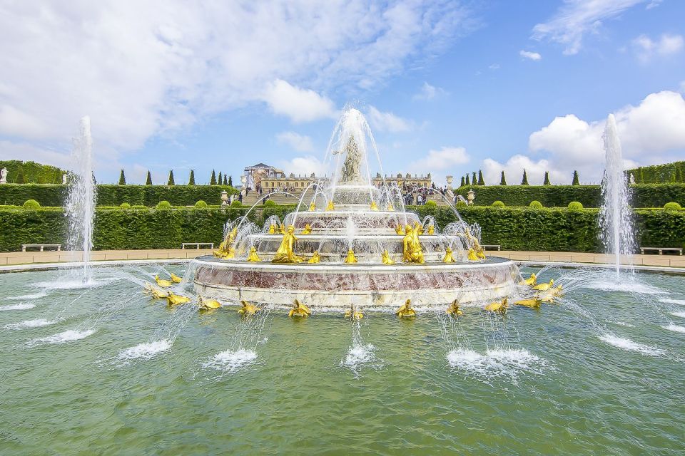 From Paris: Palace of Versailles & Gardens W/ Transportation - Entrance Procedures and Crowds