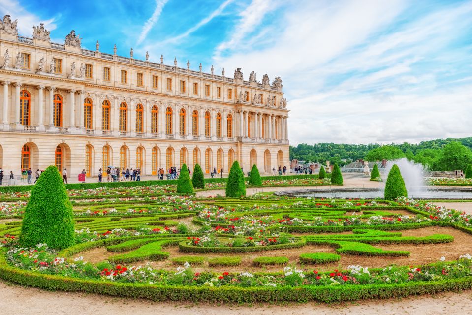 From Paris: Versailles Palace Guided Tour With Bus Transfers - Important Information
