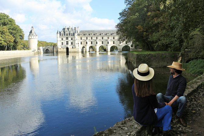 Loire Valley Day Tour Chambord and Chenonceau Plus Lunch at a Private Castle - Additional Information