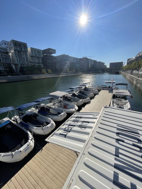 Lyon: Electric Boat Rental Without a License - Safety Equipment and Booklet Included