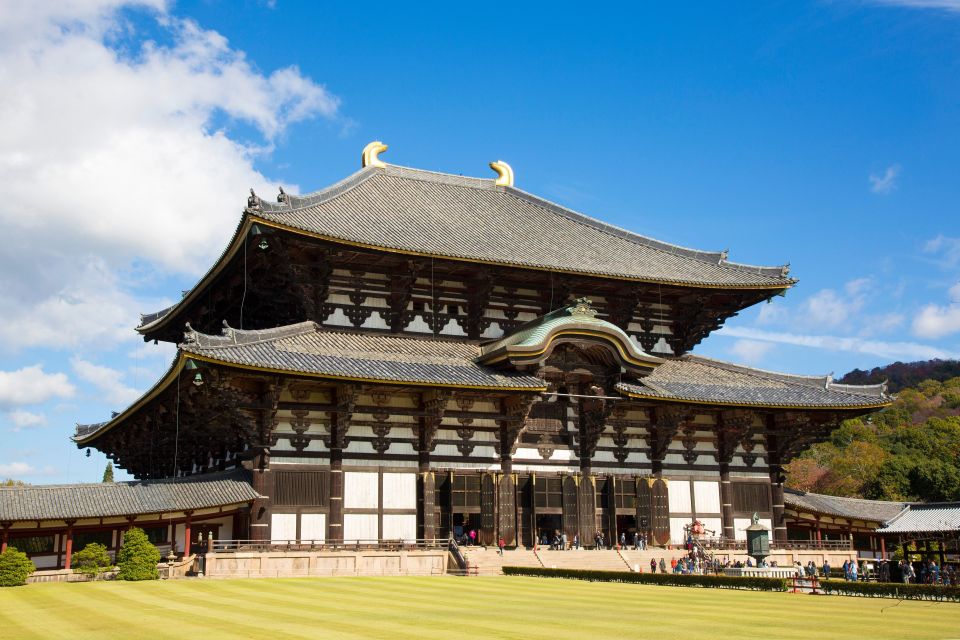 Nara: Audio Guide Delve Into Todai-Ji & Kasuga Taisha - Kasuga Taisha: Deer and Divinity
