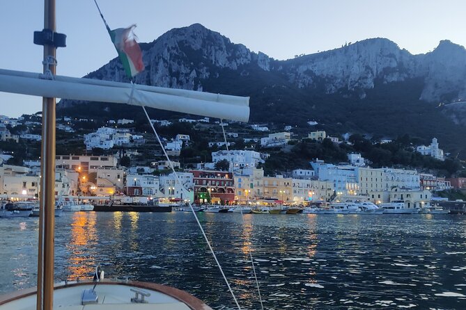 Private Tour in a Typical Capri Boat - Reviews
