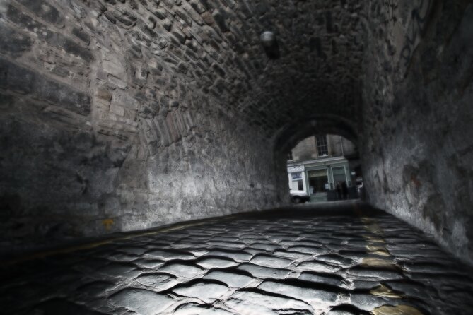 Small Group Edinburgh Underground Vaults & Graveyard Ghost Tour - Exploring the Blair Street Underground Vaults