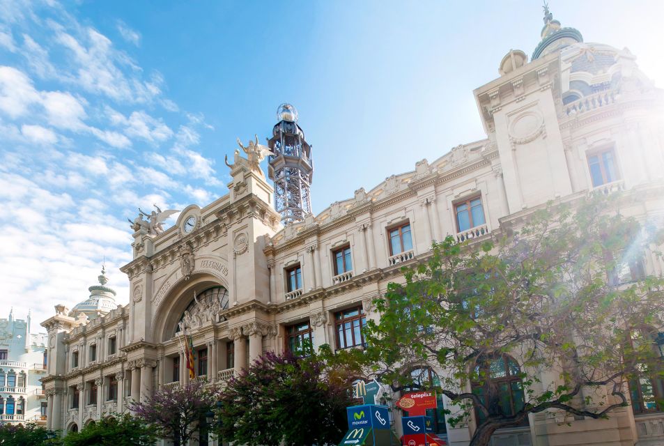 Valencia Unveiled: A Walking Tour Through Time - Architecture Highlights